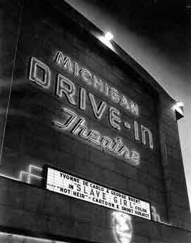 Michigan Drive-In Theatre - Screen - Photo From Rg